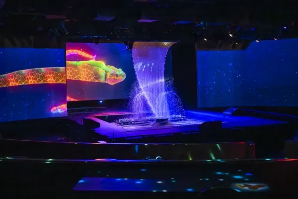 aqua graphic water curtain lido 2024 7