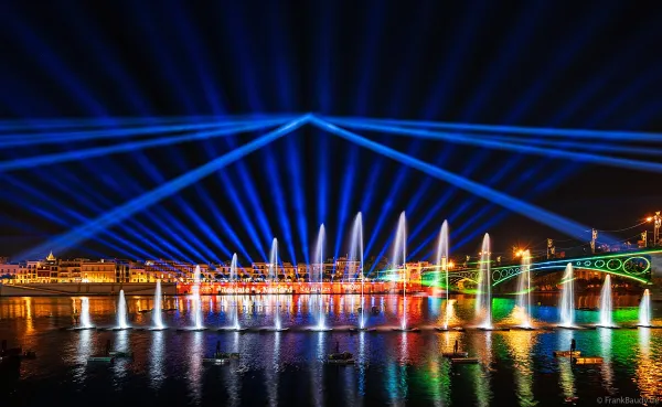 Straight jets and lights, Navigalia Seville 2024 2