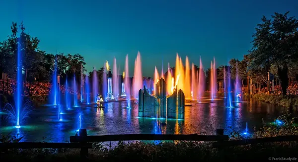 Dancing fountains show puy du fou noces de feu 7