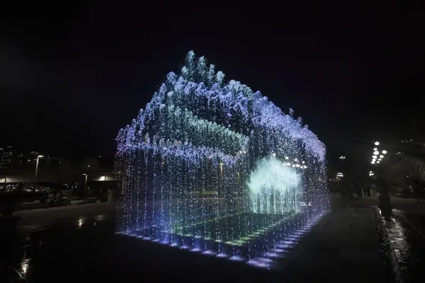 water labyrinth dancing fountain ningbo church blue light 2