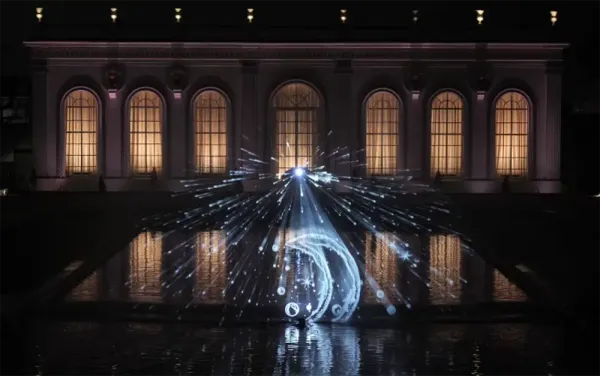 projections sur écran d'eau pour Moet & Chandon