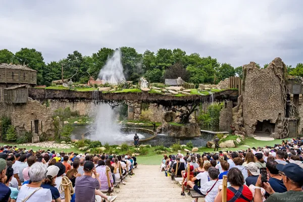 puy du fou l epee du roi arthur 10
